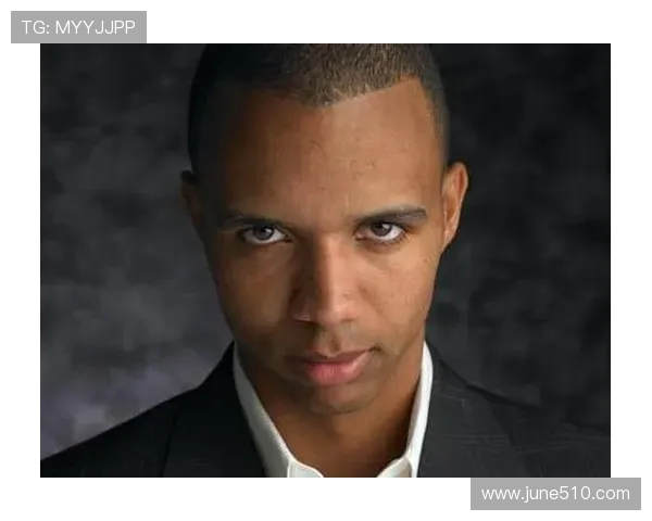 金元风暴与草根逆袭:2017赛季法甲球队命运交响曲解析